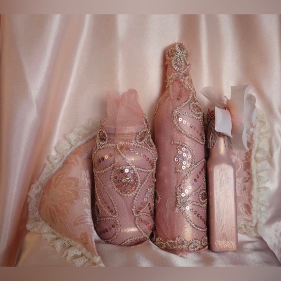 Hand Crafted Enchantment Glass Bottles&Scented Pillows Set - Picture 4 of 11